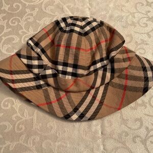 BURBERRYS LONDON Vintage Authentic Nova Check Cotton Bucket Hat Cap